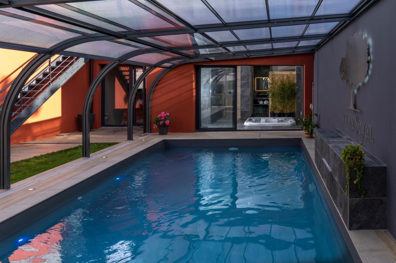 Villa Seyal - Avec Piscine - Jacuzzi - Sauna & Climatisation Le Mans Bagian luar foto